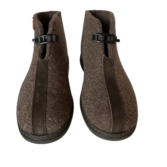 Stylish Brown Nordic Slipper Boots for Men/Women Unisex main image 4